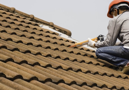 Repairing or Replacing Shingles: A Comprehensive Guide